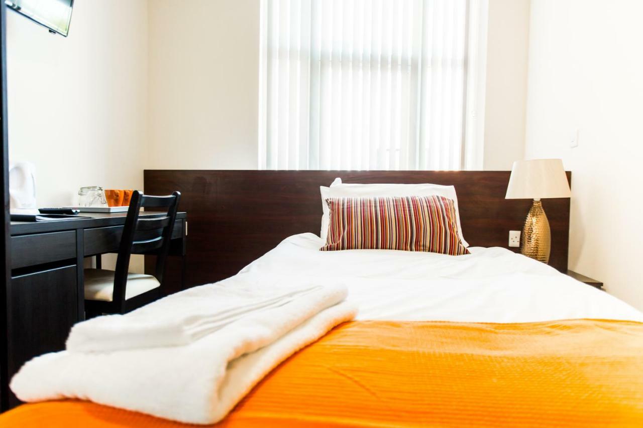 Whiteley Mill Hotel Stapleford  Bagian luar foto